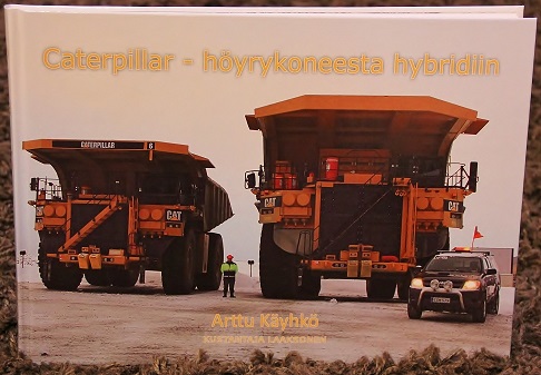Syyskuussa ilmestyneen Cat kirjan kansi. (Arttu 'Aatu' Käyhkö)