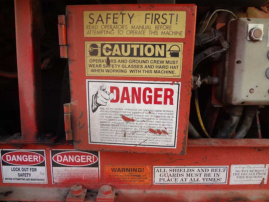 Kaikenlaista vaaraa on tarjolla.