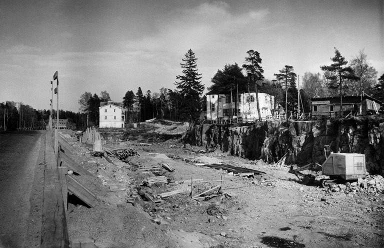 Itäväylän rakennustyö Kulosaaressa 1958, kuva Grünberg Constantin, Helsingin kaupunginmuseo.