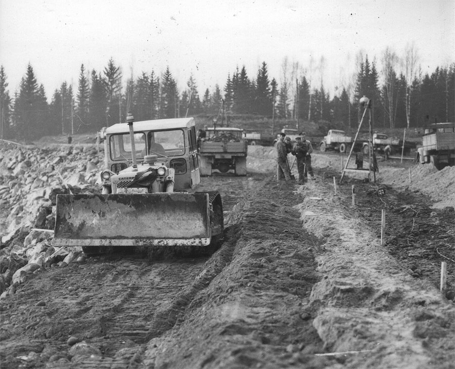 Vanha työmaakuva, Caterpillar.