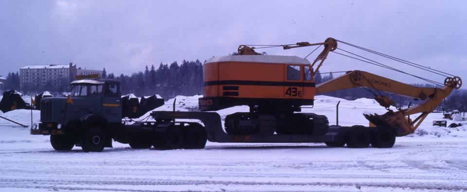 Pellonraivauksen Vanaja KK69 ET 6x6.jpg