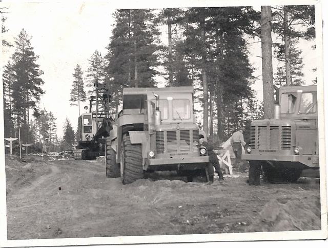 Autot ovat -57 tai -58 mallia.