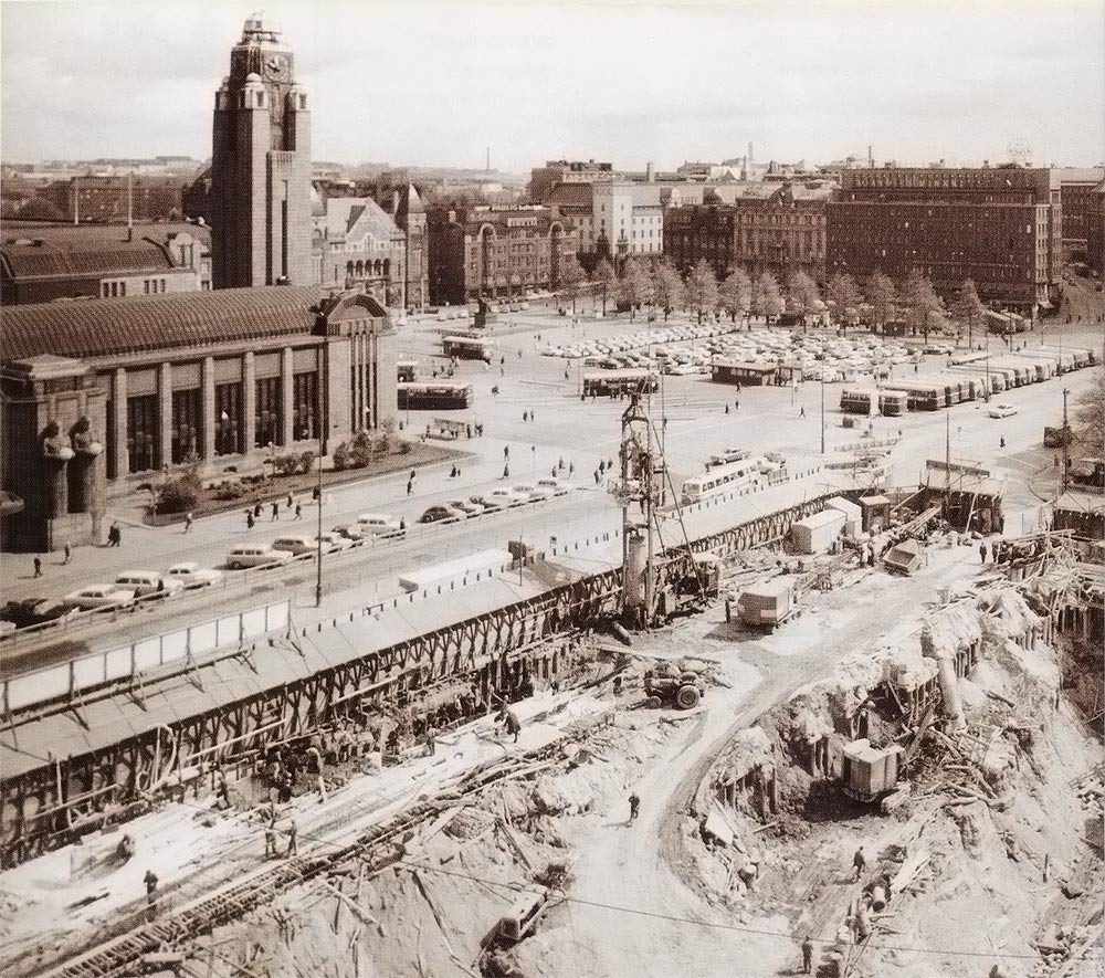 Vanhoja työmaakuvia, Pohjavahvistus Oy, Makkaratalo Helsinki 1965.