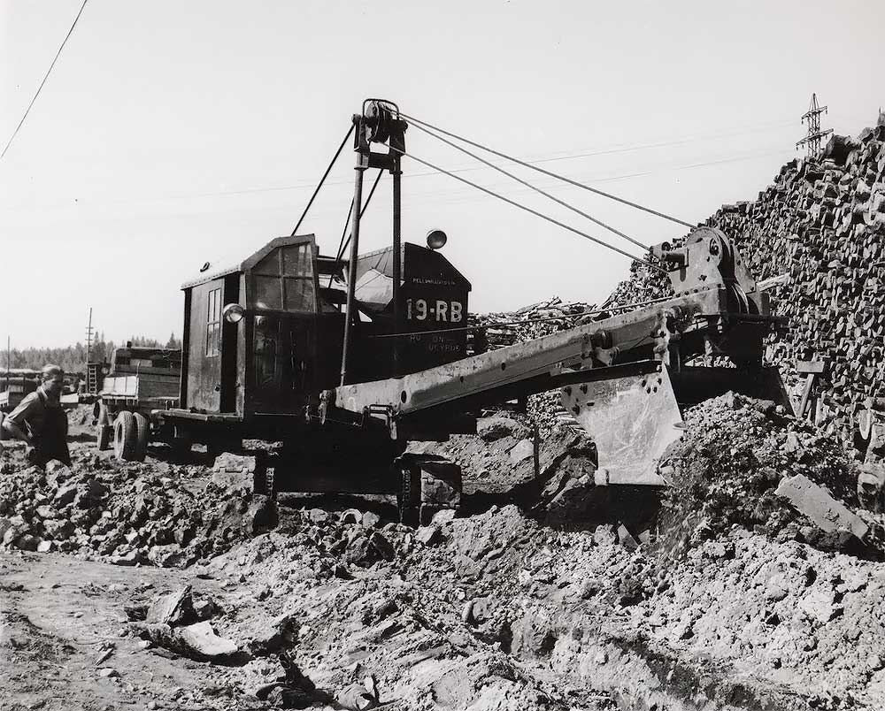 Vanhoja työmaakuvia, Ruston Bucyrus 19-RB, 1950-luku.