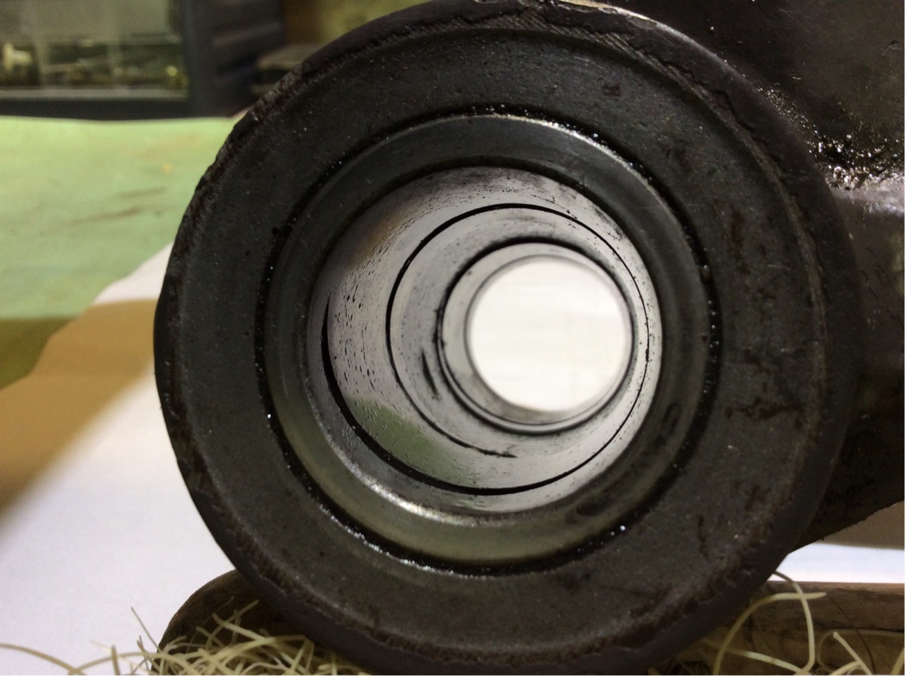 Puslat peräkkäin, välissä kannas