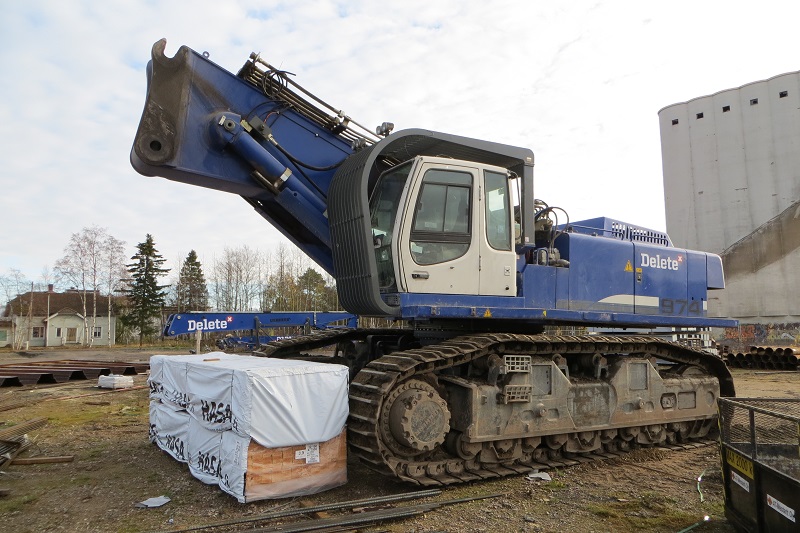 Liebherr 974 14-10-2012_1.JPG