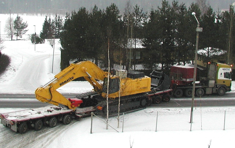 PC750_B.jpg