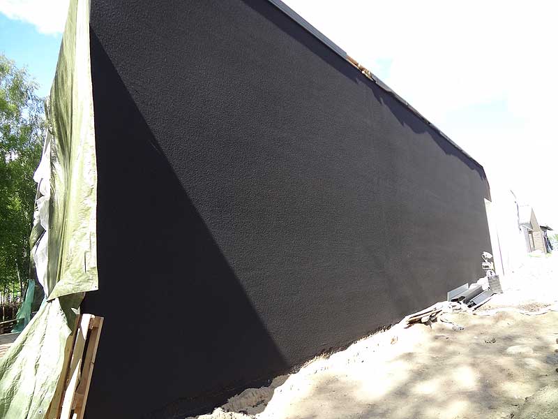 Goottien talo asuntomessuilla.