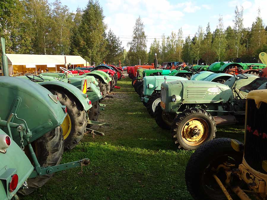 Sunnuntaina aamulla.