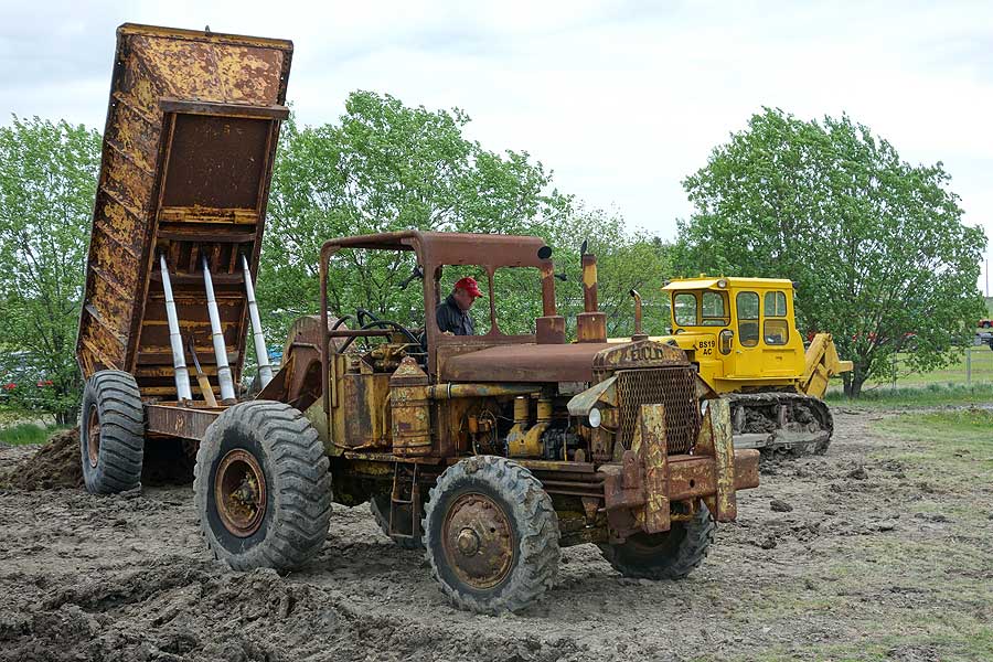 Dumppereiden esi-isä. Euclid B-23 (?) on ainakin Pohjoismaissa äärimmäisen harvinainen. Moottorina 2T Detroit Diesel.