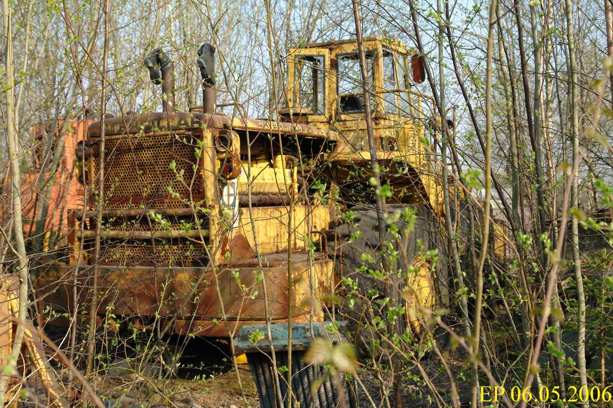 992, Korson Kelatiellä. Kontiot suojaa pakoputket. Poistunut jo vuosia sitten.