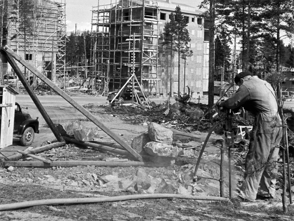 Rakennustyömaa Munkkivuoressa 1957-58, Helsingin kaupunginmuseo.