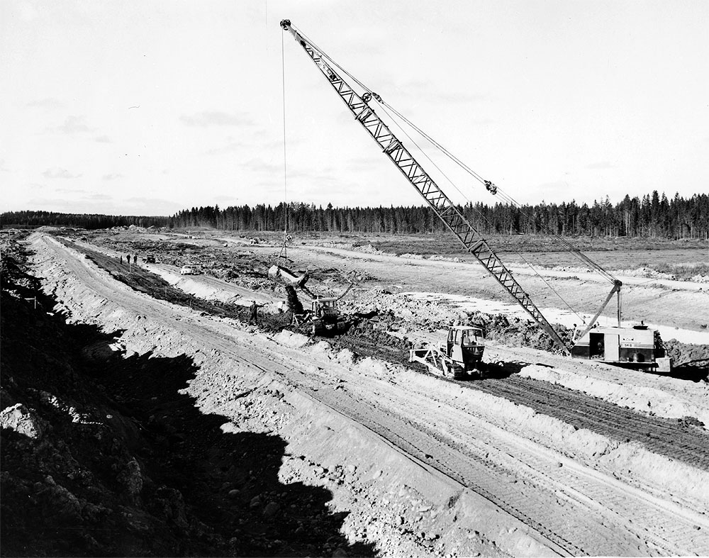 Kanavatyömaa Suikin lammen kohdalla, Foto-Roos; Roos, Karl-Gustav (Liikennevirasto, 1965-09-17).