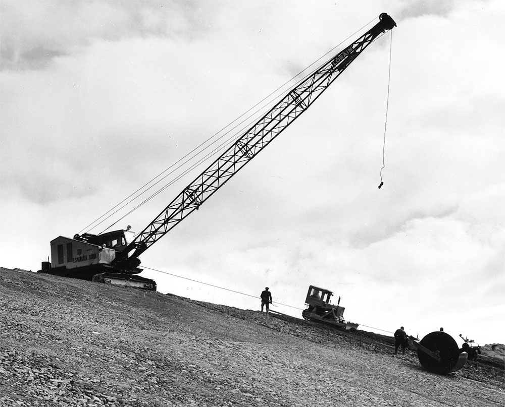 Luiskan tekoa Kansolassa, Foto-Roos; Roos, Karl-Gustav (Liikennevirasto, 1965-09-17).